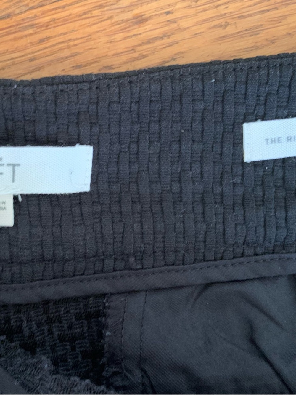 Loft Shorts Black Button Accent Women's Side Zipper Size 4 - Picture 3 of 4